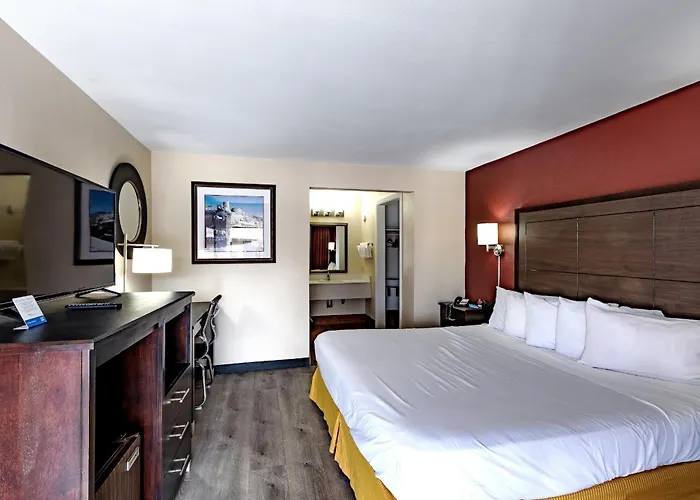 Super 8 By Wyndham West Route 66 - Grand Canyon Area Hotel