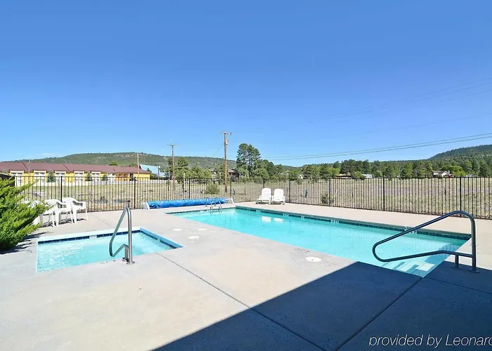 Super 8 By Wyndham West Route 66 - Grand Canyon Area
