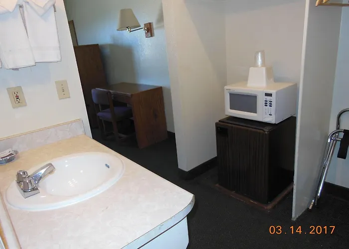 Super 8 By Wyndham West Route 66 - Grand Canyon Area Williams